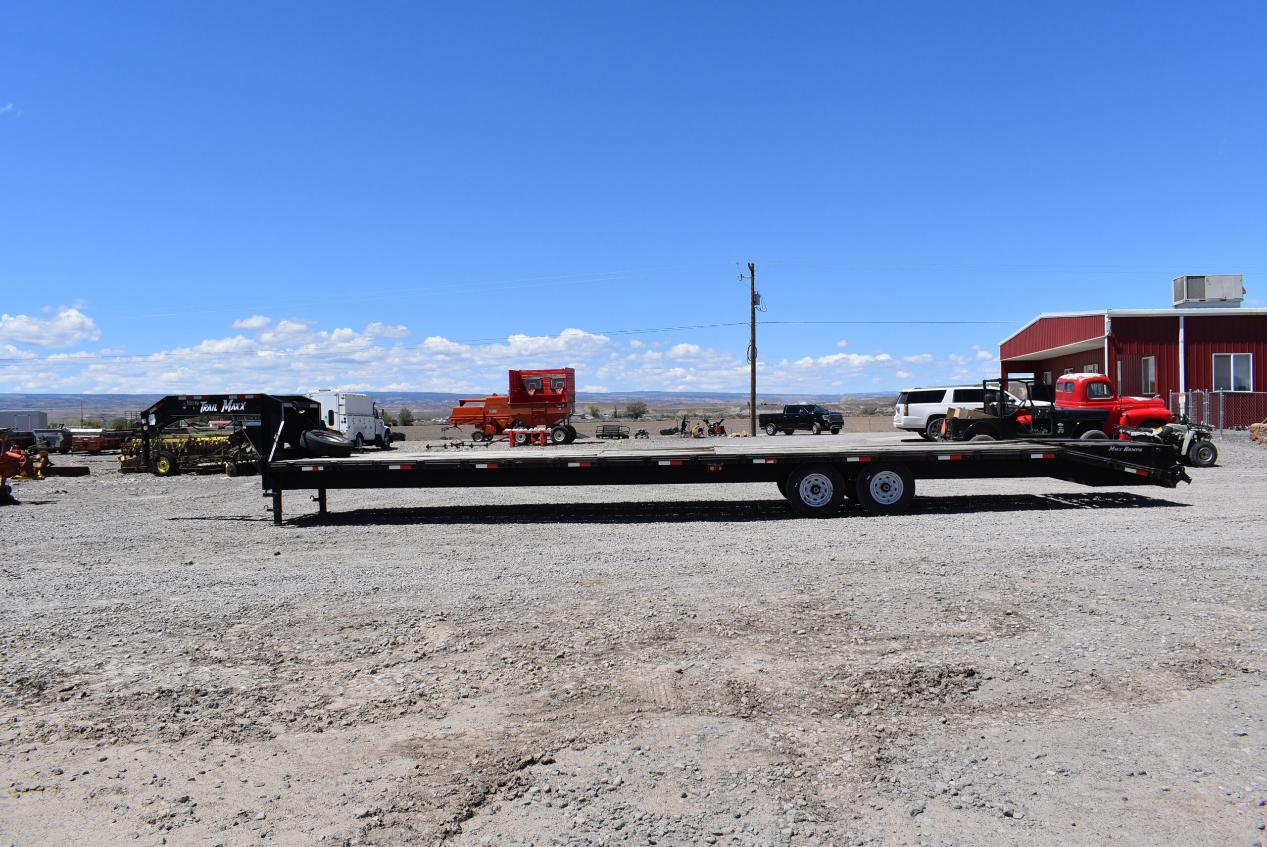 Used 2023 TrailMaxx 35ft Trailers for sale at Varner Equipment in Delta CO - Photo 3