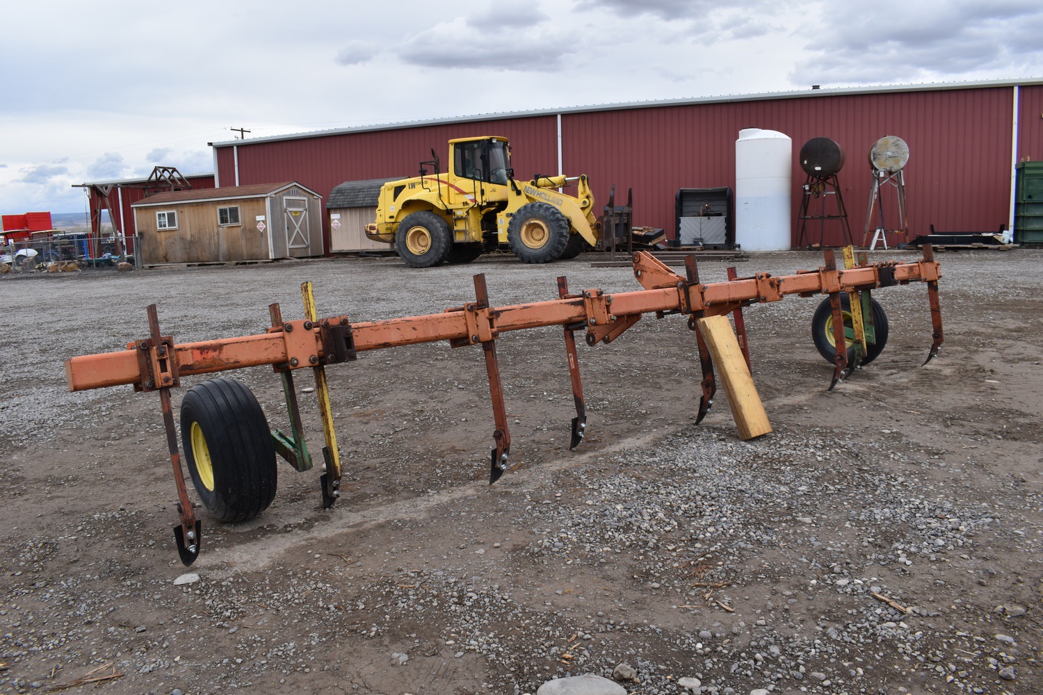 Used 1989 Custom Made 9 Row Marker Planting Equipment for sale at Varner Equipment in Delta CO - Photo 4