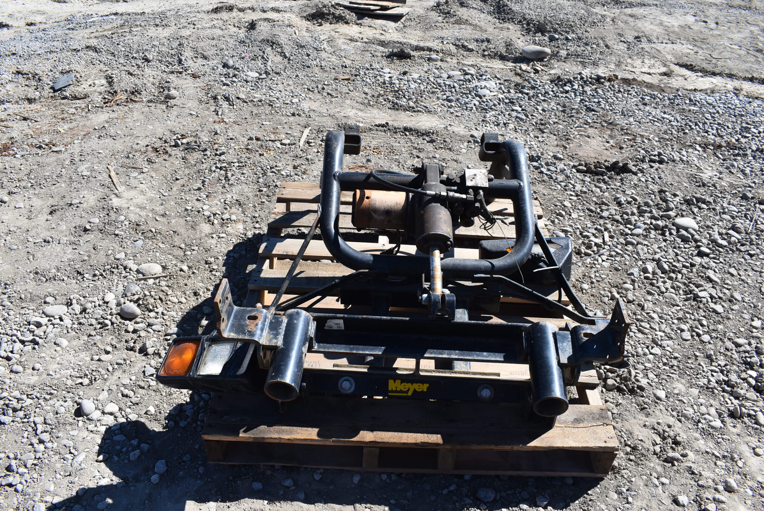 Used 2001 Meyer LP 7 1/2' Outdoor Power for sale at Varner Equipment in Delta CO - Photo 5