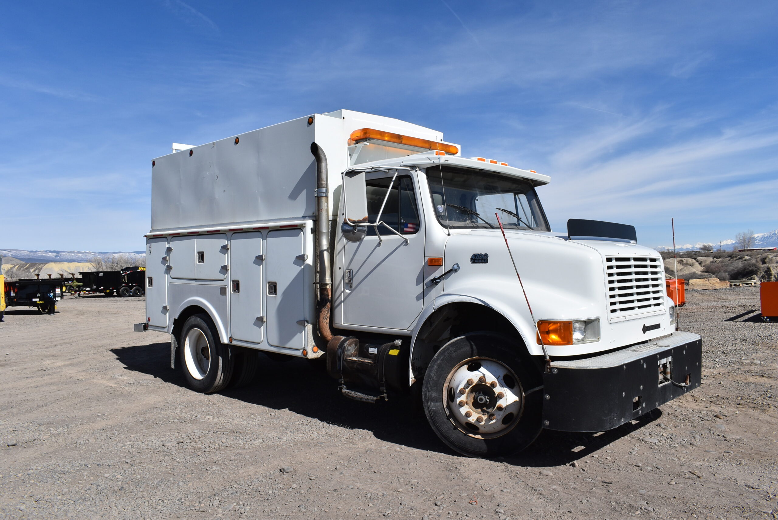 Used 2000 International 4700 Trucks for sale at Varner Equipment in Delta CO - Photo 12